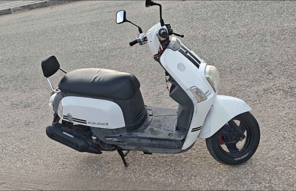 السلام عليكم للبيع دراجة ماكس بوليس الدراجة جديدة بلادي ختم واحد داخل املح مكينة ما مفتوحة شغاله سلف هندر كهربائيات كله شغاله السعر 650 بيهة مجال مكان نجف الرقم ***********
