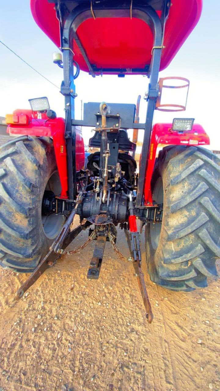 السلام عليكم للبيع تركتر فوركسن يراني موديل 2021 رقم سليمانيه شرط التحويل باقي التفاصيل اتصل وتدلل***********
