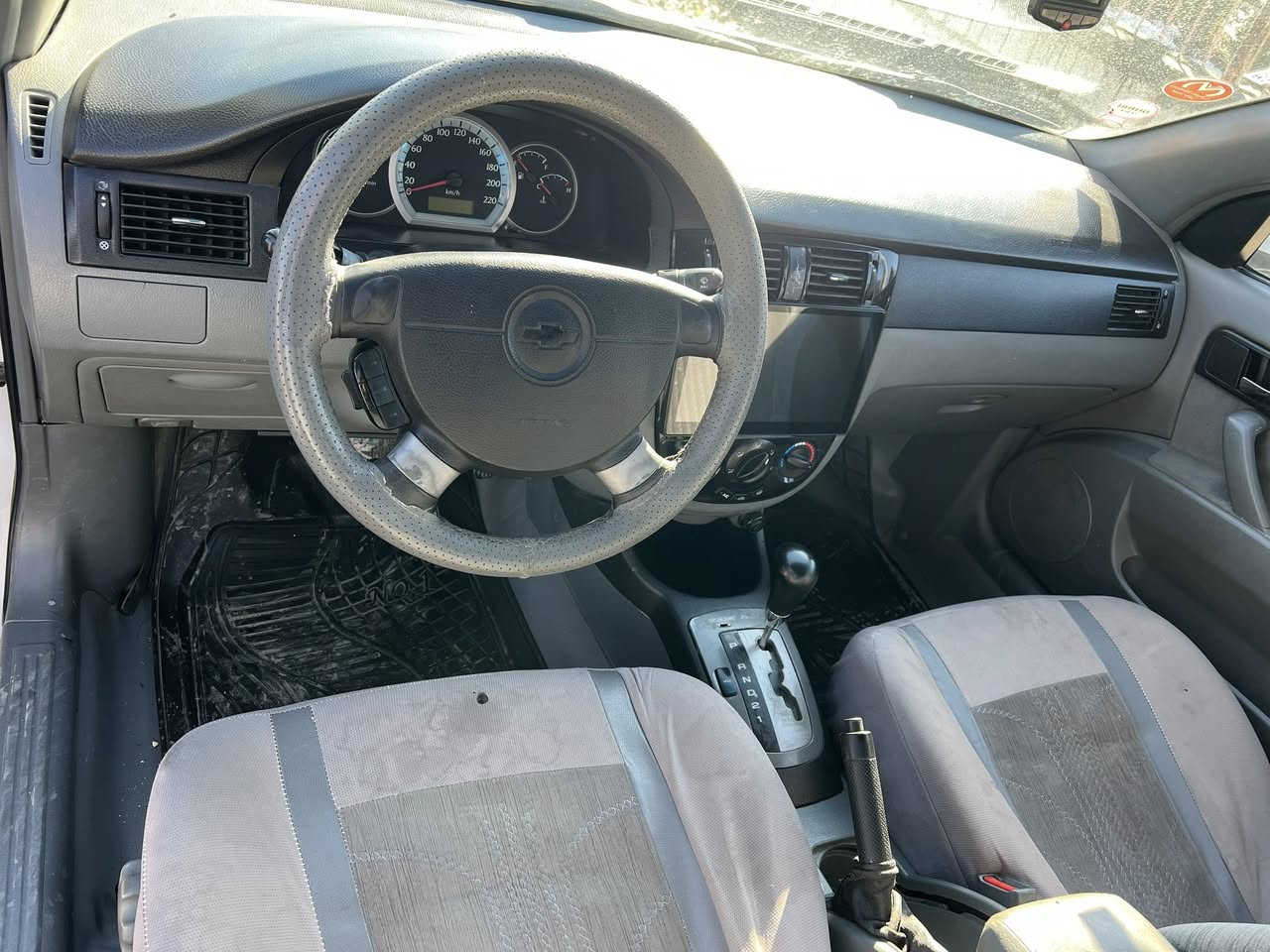 ئؤپترا ٢٠١٢
گيرتؤماتيك
ساغ ساغ
موس و براوه نيه 
٢ پارچه و نيوي بؤياغه 
به س په مپه ليدراوي نيه هيچ
گيرومكينه  به شه رتي ١٠ فيته ر
چركه ي تيدانيه 
هه موو گياني جايزه
چوار تايه ي سفري له بنه 
بؤمه سره ف  مه پرسه 
علوجه به شه رتي كيشه ي مه ده ني 
پاره ي هؤندايه كي براوه يه
شوين قه لادزي 
***********
