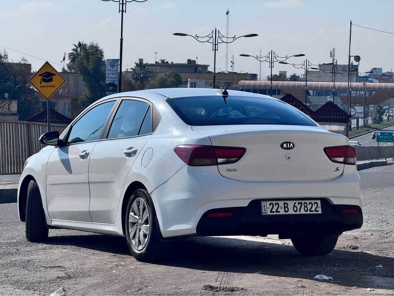 السلام عليكم 
ريو 2020 lx 
كوبون بانزين 
هزه جديده 
تحكمات كروز سرعة 
تبريد وتدفئه وكهربائيات كلها بشرط 
محرك دوش وبشرط 
ماشية 57 الف فقط 
حادثها جاملغ وبوند فقط المقدمة بدون دواخل صوره الضرر بالمنشور 
السعر حيل مناسب 
*********** موصل, نينوى
