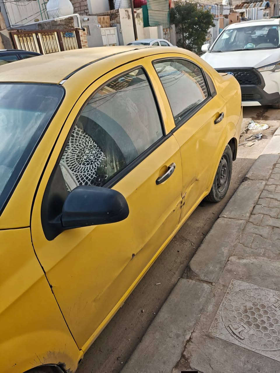 افيو للبيع 2010
الضربات بلباب + ضربة ورا معدله 
وتنقص دهن الجبن تعبانه 
 السعر ب 39 وبيها مجال 

للاتصال ***********
