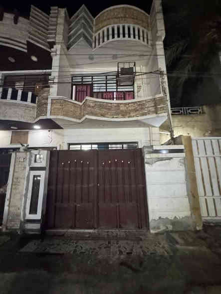 السلام عليكم ورحمة الله وبركاته 
بيت للبيع المساحه ٨٠م مربع أسواق المائده قريب على المشجر الطابق الأول استقبال حمام حولي مطبخ مع منور وهول مع ترك الطابق الثاني غرفتين نوم حمام ومرافق صحيه السعر ٢١٥ مليون
مع المجال للاستفسار الاتصال على الرقم ***********
