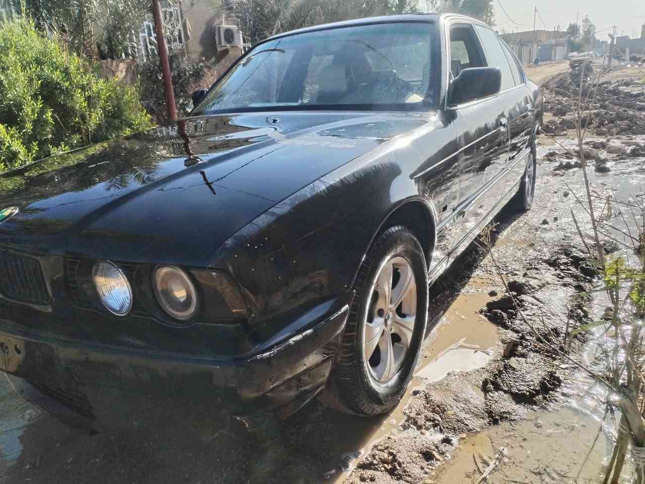 السلام عليكم سياره كفاله عامة
رقم نجف راعيها يريد مداور 525 مفدوحه حدادية جديده جهازة من كلشي بس بيها نواقص قليله الحمزه الشرقي 
قبل (25).    ***********
