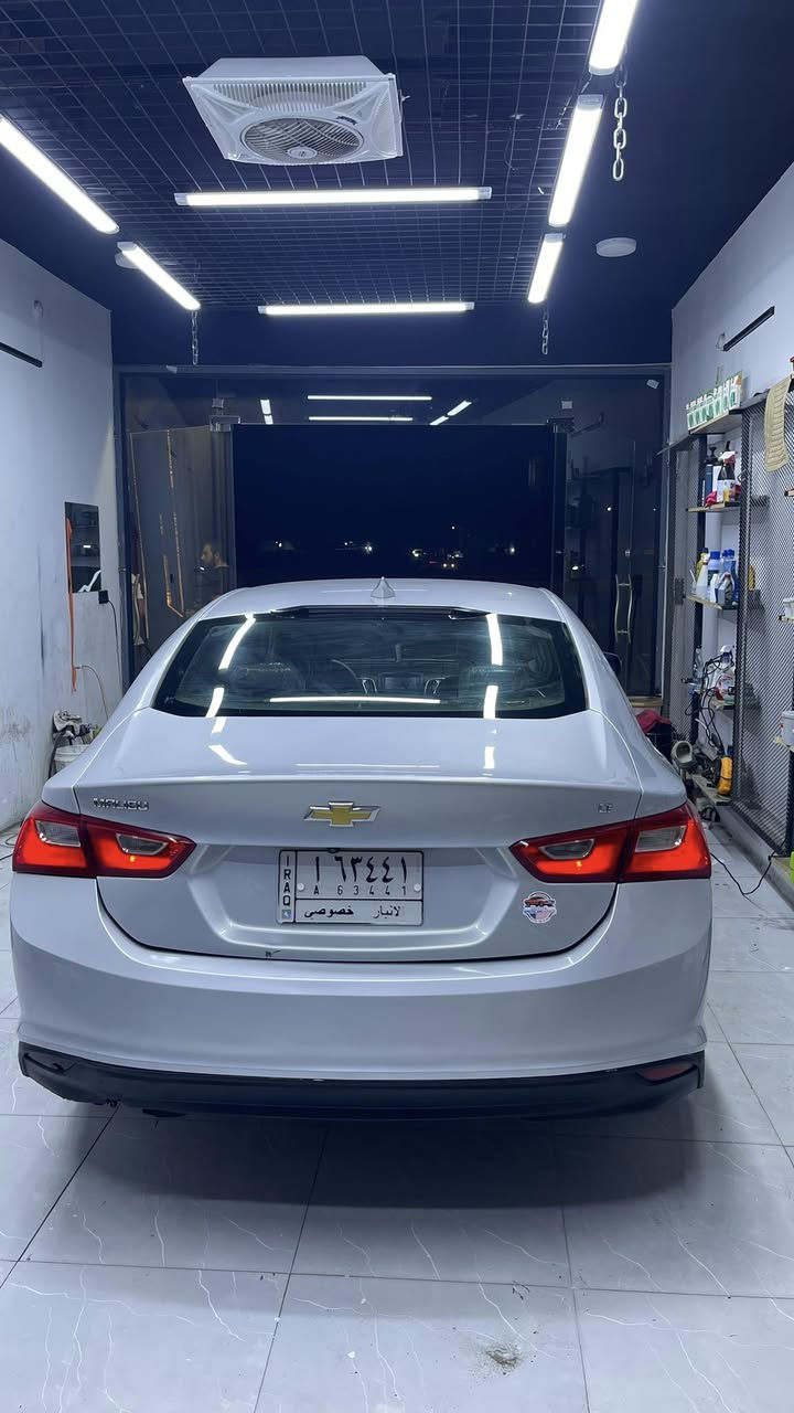 السلام عليكم 
ماليبو 2018 
سياره جديده 
فول مواصفات عدا الفتحه
ضرر السياره جاملغ الخلفي وجامليه للسياره لان جانت مشخظه حزمتها وعندي فديو قبل لا احزمها 

* ملاحضه ترهم بمقدمه والبقيه قسط وترهم نقد 
للأستفسار : ***********
العنوان : الرمادي 📍
