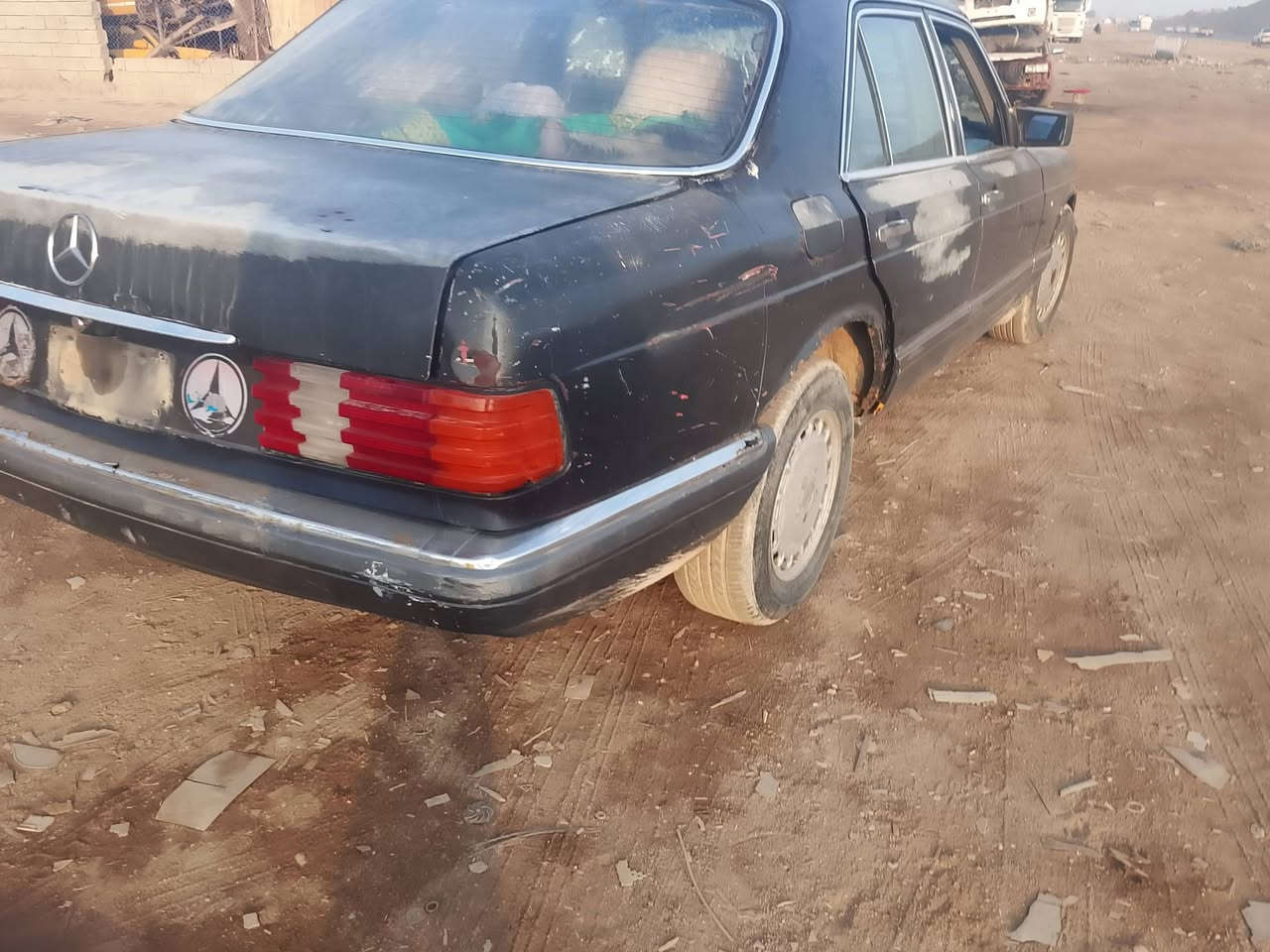 سلام عليكم يوجد غراض كامله مال راسي 300شتحتاج موجود دعاميات دواخل كامه بجم خلفيه بوب متوفر يم محلات حجي عزام ***********
