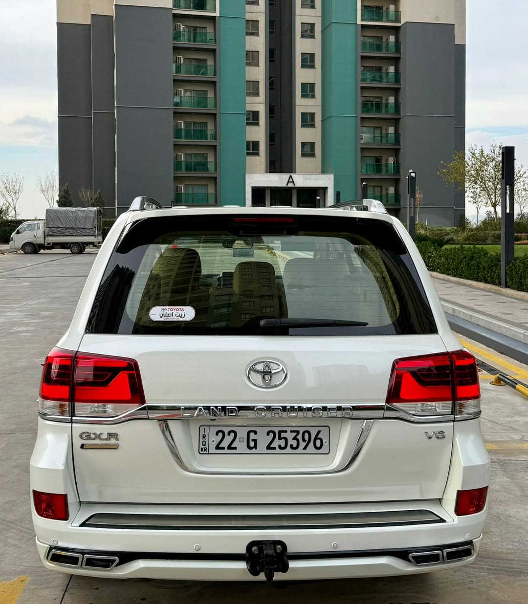 ‏تويتا لاندكروز جكسارة 2021 _ 76,000km
گراند تورينگ ماشاالله تحدا شرط ماكو هيج نضافطها
فطيم درجه أولا سياره مواصفات (فطيم درجه اولا)
سياره (2) كوشنات كهرباي (٣) دگم
سياره (8) ايرباكات _ (٣ ) شاشات
سياره مكفول كفاله عامه دعامي لي دعاميه  
محرك (6) سلندر  
بدون صبغ .. بدون بارد .. بدون شخوت 
بدون حالوب .. بدون رمل مكفوله كفاله 
سياره بص ماشاالله نفص زيرو
غراضات كامل موجود  هيدفونات موجوده +  كتلوكات موجود +عرضيات موجود

سياره ماشيه 76,000 الف كيلو حقيقي
4 اطارات و ويل جديد شريكه مامفتوح
سياره داخل بيجي كوشنات جلد

سياره محرك بشرت مامفتوح جديد جديد
سياره حيل نظيفه كلشي علي بلادي اوك

مواصفات
(بصمه + الانزلاق + كشن جلد  + ثلاجه + زينون + هواء مزدوج + نيظام ايكو +
حساسيه الديك الموخره مرايات + فتحه ..
تشغيل عن بعد +  باب بصمه + باب خلفي كهرباي )

نظافه  ١٠٠٪ كامل سيرڤس بدون نقص و مصرف

سياره مال بيت أي نقص مابيها

نفس اليوم / تحويل و وكاله حاظر مباشر
سنويه جديد 
سياره داخل / سليمانيه 

رقم صاحب السيارة 
***********
