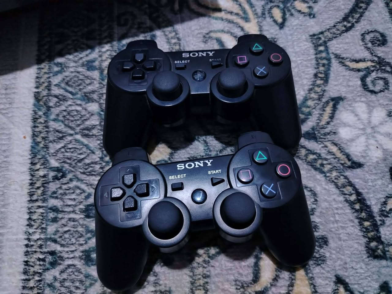 بلييييي للبيع بي 10 العاب جديد  لوك مع يدتين السعر 90 رقم علخاص يوجد #توصيل 🚗#داخل موصل #رقم علخاص


**إذا كنت صاحب هذا الإعلان وتريد حذفه لأي سبب، رجاءا أرسل رسالة إلى الدعم الفني**