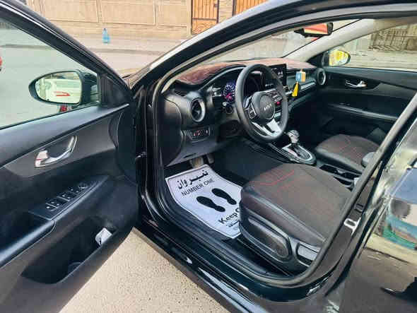 سلام عليكم 
فورتي ٢٠٢٢
حادثها بابين وحده مصبوغه وحده مبدله بلاديه غير ذن ماكو اي شي 
المواصفات : فول للأخير 
فتحه 
بصمه هند بريك بصمه 
تشغيل عن بعد 
تبريد بيانو 
شاشه جي بي إس 
زنون 
لد امامي خلفي 
مكينه : ٢٠٠٠ دوش 
ويل كب 
السعر : ١٥٠ ورقه وبيها مجال بسيط 
*********** غير متواجد على النت 
رقم أربيل
