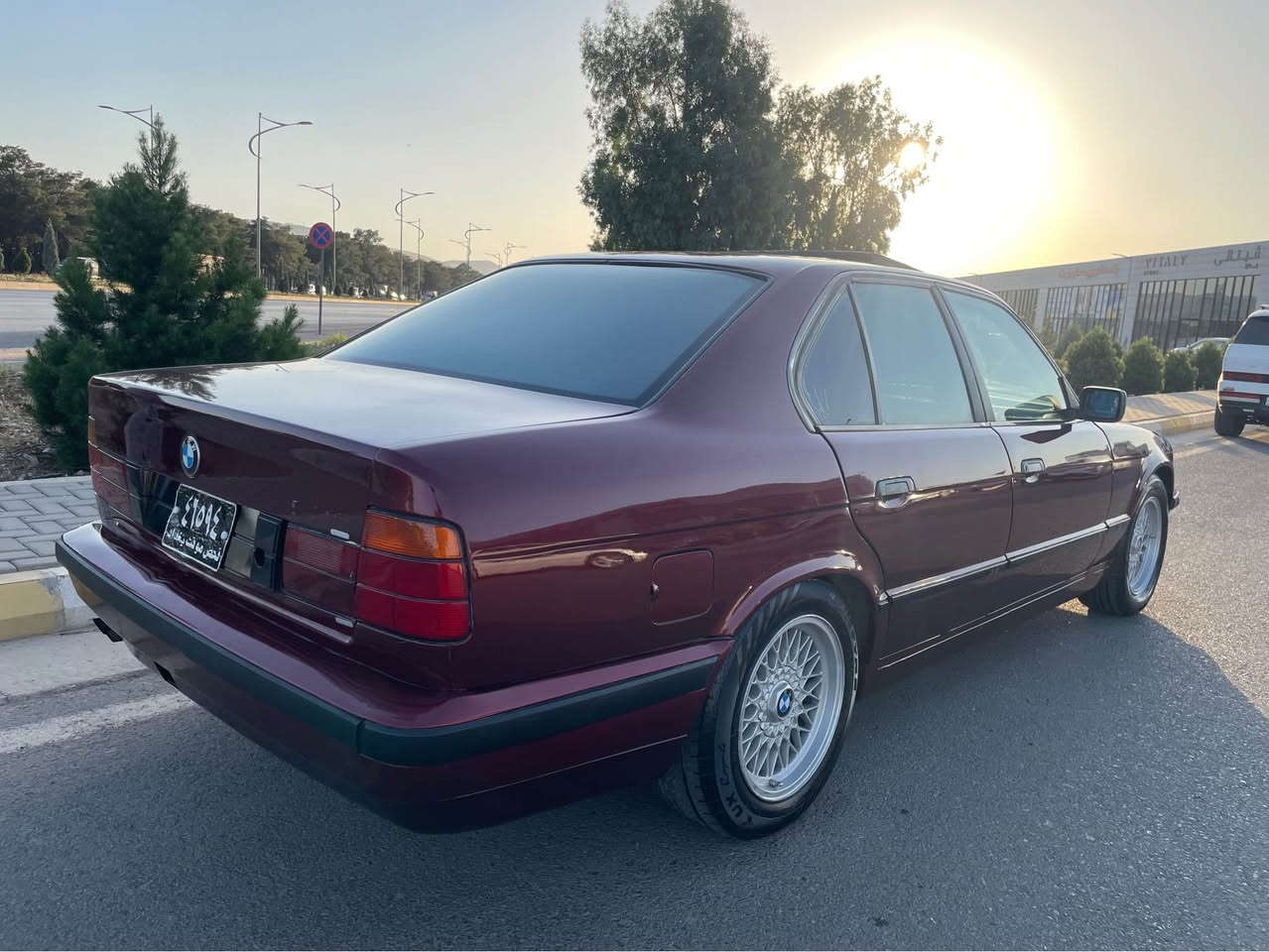 ‏BMW 520i 1992 🧿❤️‍🔥

سەرەتا ماشالڵە لە ماڵی هەموو لایەک ئەم بەرخە بۆ فرۆشتن مۆدیل ١٩٩٢ بیلاد ٥٢٠ گێڕ عادی فول فولە بەس گێڕی عادیە سلایت چوار جام ناو فۆڕمیکا تەبرید سەیارەکە تاقانەیە بۆ جوانی شوختیشی نیە ناو خورفەی لۆک قنە جگەرەی پێوە نیە گێڕو مەکینەو ئەکسلو کاربایت تەقەو ڕەقە بەشەرت دەعامی بۆ دەعامی بەشەرت چرکەو ١٠٠ دۆلار ببڕە ئاڕمی پلاستیکی هەولێرت بەشەرت مشتەریت تێل بکە یان نامە بنێرە 
*********** واتئەپ فایبەر 
*********** واتسئەپ فایبەر ئەم ڕەقەمە داخراوە بەس لە فایبەرو واتس ئەپ لە خەتم بەس ڕەقەمەکەی سەرەوە کراوەتەوە السليمانية, العراق

