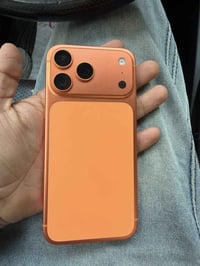 17 برو ماكس 256 esim بعده بضمان مشحون  بطاريه 100  1700 اقل مابيع   07...