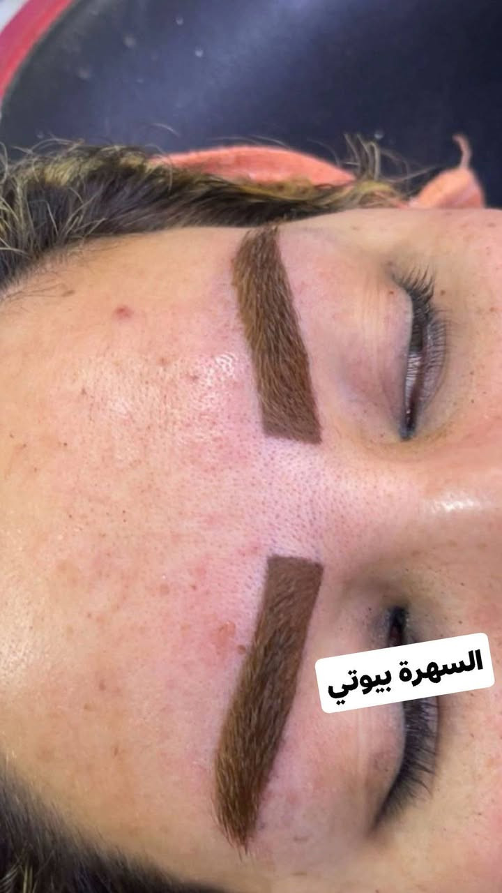 عروض العيد
#عرض_خاص_بأسعار_لاتقبل_المنافسة
#تــاتـوا_بـأحـدث_الأحـبـار_الأمـيـركـيـه_AZ
🔰{ألـ55ـف} تــاتـوا فــايـبـروز
🔰{ألـ55ـف} تــاتـوا مــايـكـروبـلـدنـك
🔰{ألـ45ـف} تــاتـوا 6D
🔰{ألـ35ـف} تــاتـوا بـلــوك
🔰{ألـ35ـف} تــاتـوا تـوريــد شـفــايـف 
🔰{ألـ20ـف} سـحــب لــون  تــاتـوا 
🔰{ألـ20ـف} أزالـة تــاتـوا أطـراف حـاجـب

#قسم_الصالون
🔰️️{ألـ10ـف} قــص شـعـر بأحــدث القــصات 
🔰️️{ألـ5ـف} شســوار شـعـر حســب
🔰️️{ألـ10ـف} معـالـج نانـو للشعـر التالف
🔰️️{ألـ7ف} حــفـافـه وجـه كـامـل مع شمع وسيروم هديه
🔰️️{ألـ15ـف} تركيب رموش طرفيه 
🔰️️{ألـ30ف} تركيب رموش طبيعيه 3D
🔰️️{ألـ30ـف} ميكاب مناسبات فخم مع رموش. مكياج وسط ب20
🔰️️{ألـ30ـف} تسريحات مناسبات. برم اوتسريحه بسيطه ب15

#صـبـغ_الشـعـر_حسب_الطلب
🔰{ألـ15ـف} قصـيـر فــوق الـكــتـف
🔰{ألـ25ـف} قصـيـر حــد الـكــتـف
🔰{ألـ30ـف} قصـيـر تـحــت الـكــتـف
🔰{ألـ35ـف} مـتــوسـط نصـف الظـهـر
🔰{ألـ45ـف} طـويــل نهــايه الظـهـر

#تخصيل_الشـعـر_حسب_الطلب
🔰{ألـ20ـف} قصـيـر فــوق الـكــتـف
🔰{أل35ف} قصـيـر حــد الـكــتـف
🔰{ألـ45ـف} قصـيـر تـحــت الـكــتـف
🔰{ألــ55ف} مـتــوسـط نصـف الظـهـر
🔰{ألـ70ـف} طـويــل نهــايه الظـهـر

#مــسـرح_و_مــعـالـج_و_بروتين_فيرساد
🔰{ألـ40ـف} قصـيـر فــوق الـكــتـف
🔰{ألـ60ـف} قصـيـر حــد الـكــتـف
🔰{ألـ75ـف} قصـيـر تـحــت الـكــتـف
🔰{ألـ100ـف} مـتــوسـط نصـف الظـهـر
🔰{ألـ150ـف} طـويــل نهــايه الظـهـر

#قسم_العنايه_بالبشره
🔰️{ألـ10ـف} خلطه تبيض مناطق حساسه
🔰️{ألـ10ـف} خلطه معالج فوري للكلف
🔰️{ألـ10ـف} خلطه نضاره فائقه للبشره
🔰️{ألـ10ـف} خلطه معالج حب الشباب
🔰️{ألـ10ـف} تـنـظيف بشــره عميق بالماسكات
🔰️️{ألـ10ـف} تـنـظيف بشــره عميق
🔰️️{ألـ20ـف} بي بي كلو عنــايه بالبشــره
🔰️️{ألـ30ـف} ميزوا تبيض فوري للبشره
🔰️️{ألـ30ـف} ميززا معالج فوري للكلف
🔰️️{ألـ30ـف} ميزوا شد و نضاره للبشره
🔰️️{ألـ50ـف} أبرة العروس لنضارة البشره
🔰️️{ألـ5ف}ازاله الشامات السطحيه والزوائد اللحميه

#الـحــجـز_مـســبـق_قـبــل_24_سـاعــه_رجـاءً

🔰نـســتـقـبـل الـزبــائـن الـكــرام
🔰مــن الـســاعـه 🕓  9صـبــاحـاً
🔰الــى الـســاعـه 🕓  12 مـســاءً
عنوان كربلاء حي الوفاء الشارع العام مجاور احمد توفيق للستائر
***********
