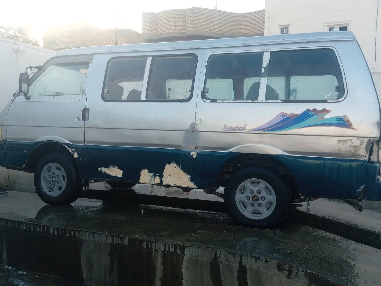 كيه بسته كير محرك كفاله وكسن شواصيه سياره حلوه مصفره هيه ومرور راعيه موجود سعره ٢٥وبيه مجال مكان كربلاء ***********
