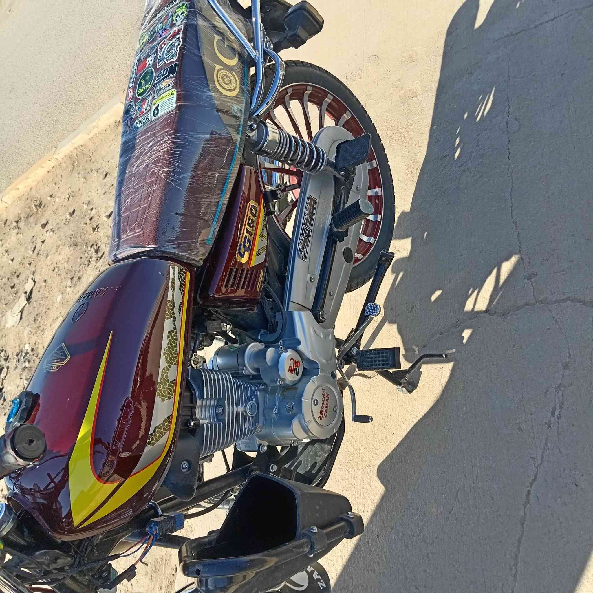 دراجة للبيع موديل 2025
نضافة فووووول
ماموصله شي 
المكان العبيدي
*********** صلاح
