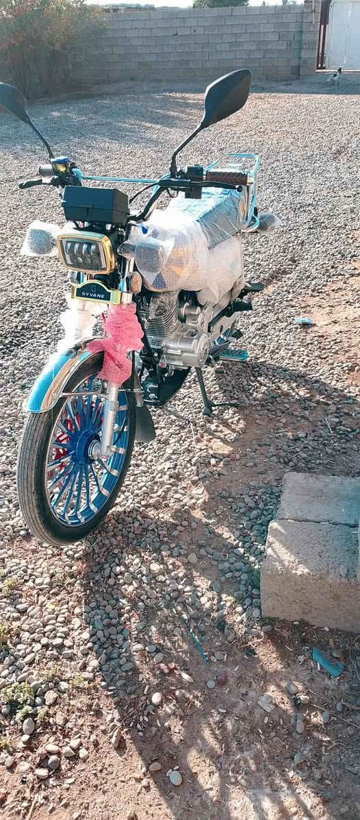 السلام عليكم ماطور سفين للبيع. 25 موديل. بمنفيس. ‭٠٧٧٢ ٤٢٠ ٦٧٠٩‬
