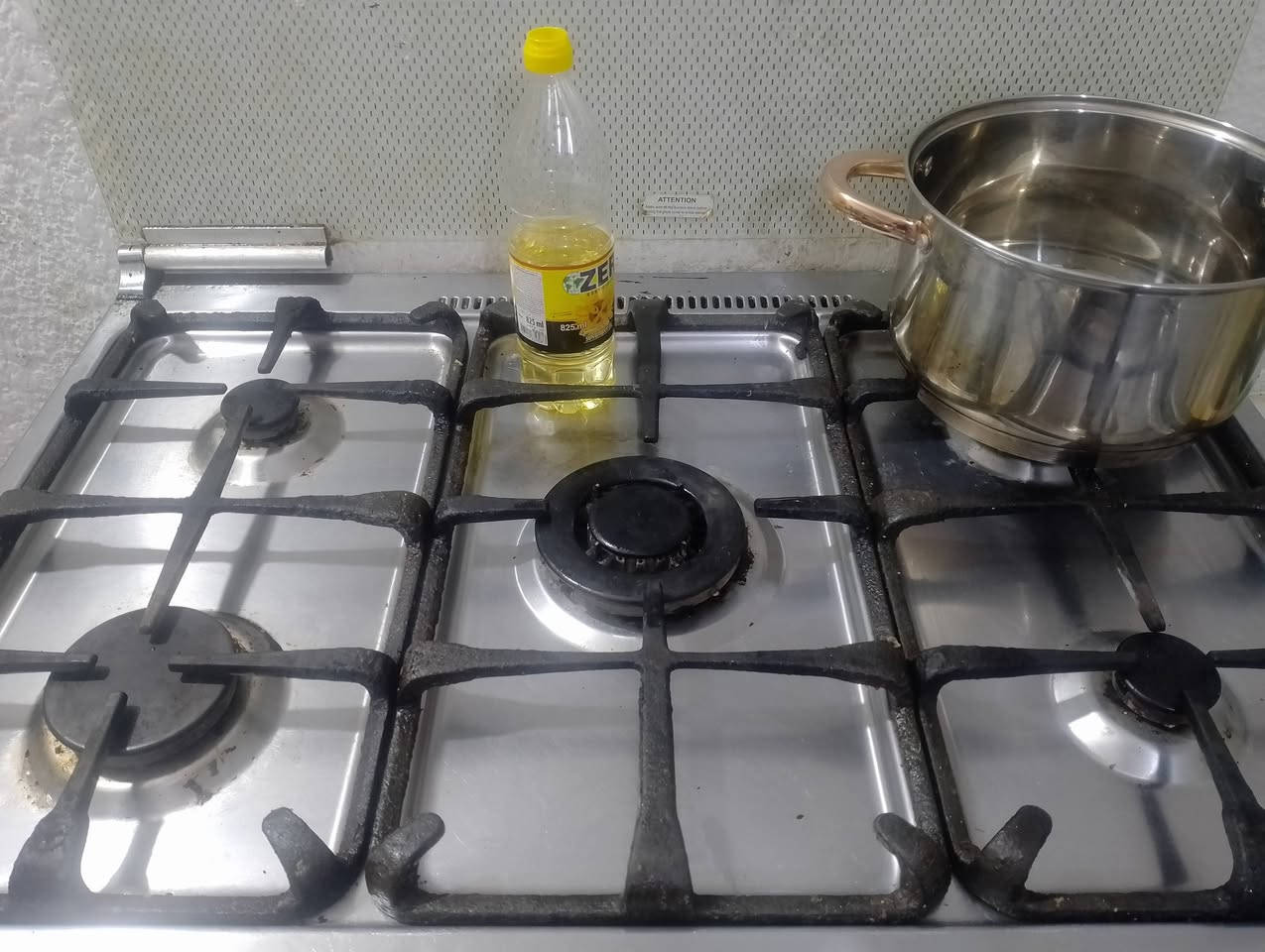 الكنتور صاج داخل خارج براغي ثكيل كلش ب250 وبي مجال بسيط الطباخ ب200 بي مجال بسيط كلش كلشي يشتغل كهربائيات جداحه شغال فرن فوك وجوه نوع ميديا القفص ب75 الدوره ابودشير خلف المركز ***********
