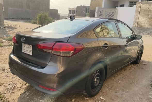 فورتي 2017 رقم بغداد ب اسمي
وارد امريكي ليبل واحد تبديل بنيد فقط 
محرك 2000 دوش / كير اي تي ام المرغوب
تحكمات / اتصال / شاشه / كامره / داخل صاج
صدر جديد / تخم تاير جديد / باتري جديد
منظومة غاز جديده 
*********** / السعر 113
