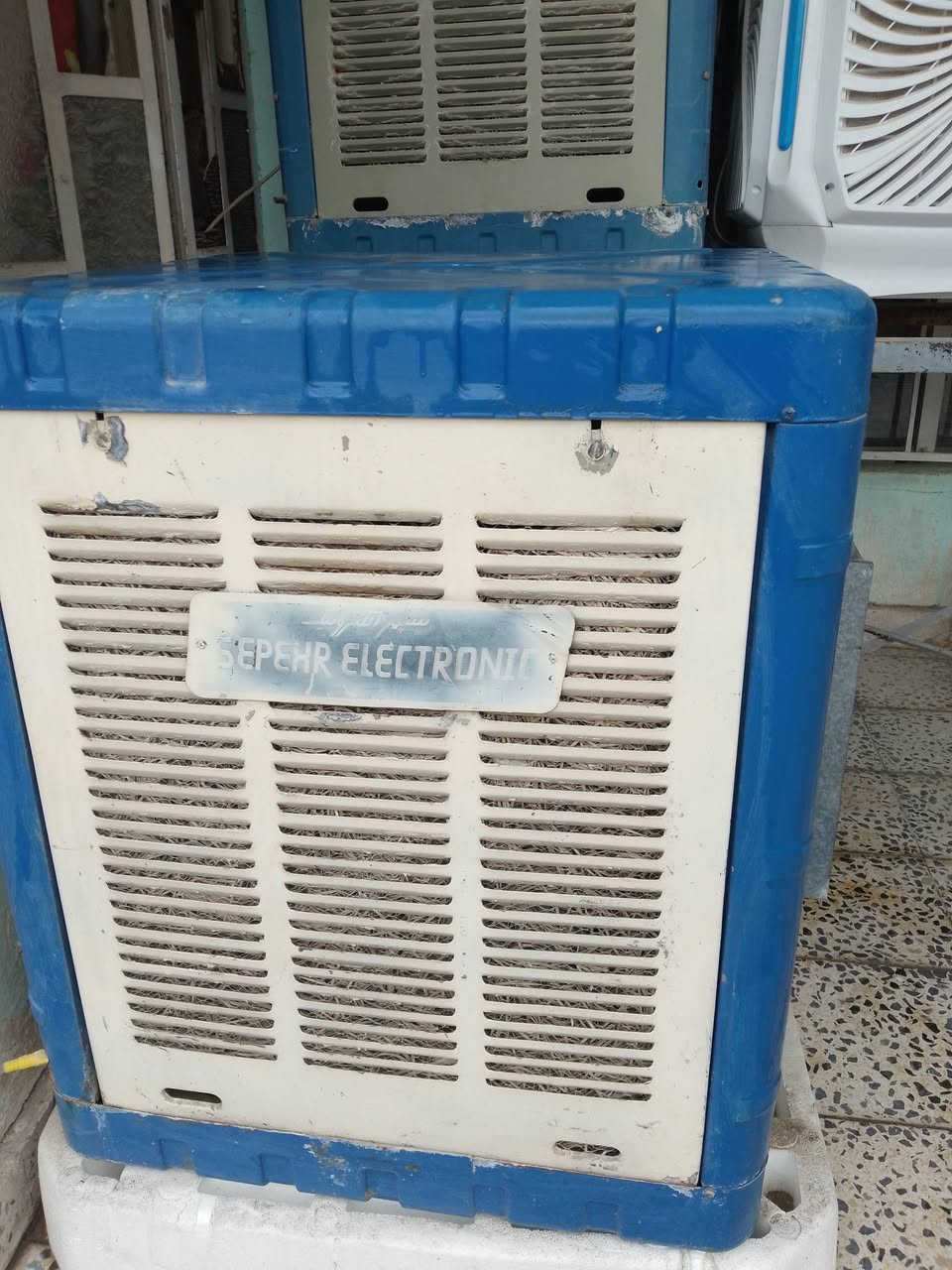 توفر مبرده ايراني مستعمل مابيه اي شي 
سعره 50 ويه توصيل طوز تواصل خاص


**إذا كنت صاحب هذا الإعلان وتريد حذفه لأي سبب، رجاءا أرسل رسالة إلى الدعم الفني**