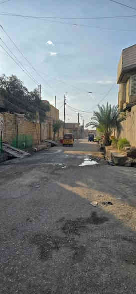 بسم الله الرحمن الرحيم 
بيت ومشتمل طابو للبيع 
البيت غرفتين وصاله ومطبخ وديوانيه وصحيات 
المشتمل غرفه وصاله ومطبخ وصحيات 
صوب بني ركاب 
حي الامير 
قرب مدرسة المنار الاهليه 
مجاور مدرسة الوهاب 
مساحة البيت 250 
السعر 125 وبيه مجال 
للتواصل الاتصال على الأرقام 
 الموجوده بالاعلان 
***********
***********
او مراسلة الصفحة 
#هادي_الحجيمي
