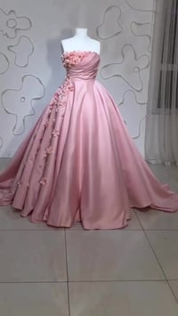 فستان • مقاس ٤٠-٤٤