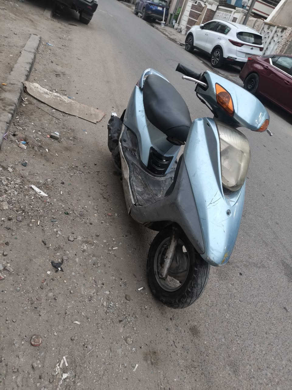 سلام عليكم بريز كابريتر أي نقص ما بيه الدراجه شغاله سلف أو هندر شرط نكره كفراته نضيفه كهربائياته كامل لايت أشار هورن كامله المكان بغداد الحريه السعر ٤٥٠ الرقم ***********
