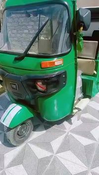 تكتك • ٢١ • وراق مكفولة