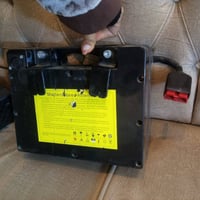 بطارية عربانة شحن مستعمل شغال فول شحن +عربانة عادية بحالة جيدة جدا للب...