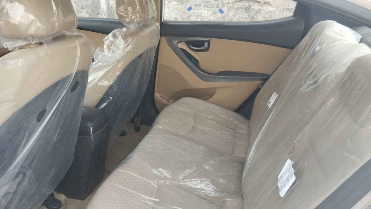 السلام عليكم النترا 13 مكينه 1600
مفتوحه تخم تاير ويل جديد دواخل جديدة مكفوله من تبديل بيها مكانات تكشير بالصبغ بيها رصعات وشخوط ماواضحات بالصور كهربائيات كلها شغاله تدفئه تبريد رقم انكليزي ميسان بااسمي مداور ثاني يوم السعر 100وبيها مجال وإذا اكو مراوس بستاركس افضل رقمي***********
