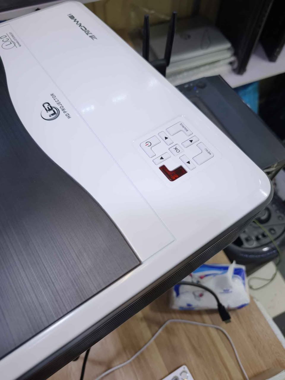 داتا شو للعرض السينمائي الحجم الكبير

نظافة 100% اخو الجديد

دقة FHD نقاوة صورة.

حجم العرض يصل الى 240 بوصة

السعر 185 الف عراقي

مكتب ( ثائر للحاسبات )

بصرة - جمهورية - شارع المكاتب - قرب

صيدلية فخرية و مقابل البسة القلعة.

يوجد توصيل لجميع محافظات العراق

***********

***********

اتصال / واتساب / تلگرام البصرة, العراق
