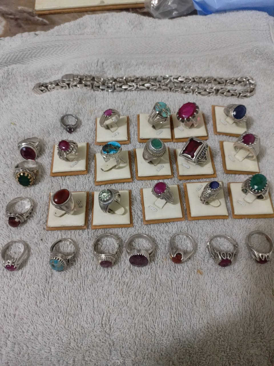 السلام عليكم محابس وزنجيل فضه للبيع سعر لغرام 5000 نهايته للاستفسار الاتصال او خاص


**إذا كنت صاحب هذا الإعلان وتريد حذفه لأي سبب، رجاءا أرسل رسالة إلى الدعم الفني**