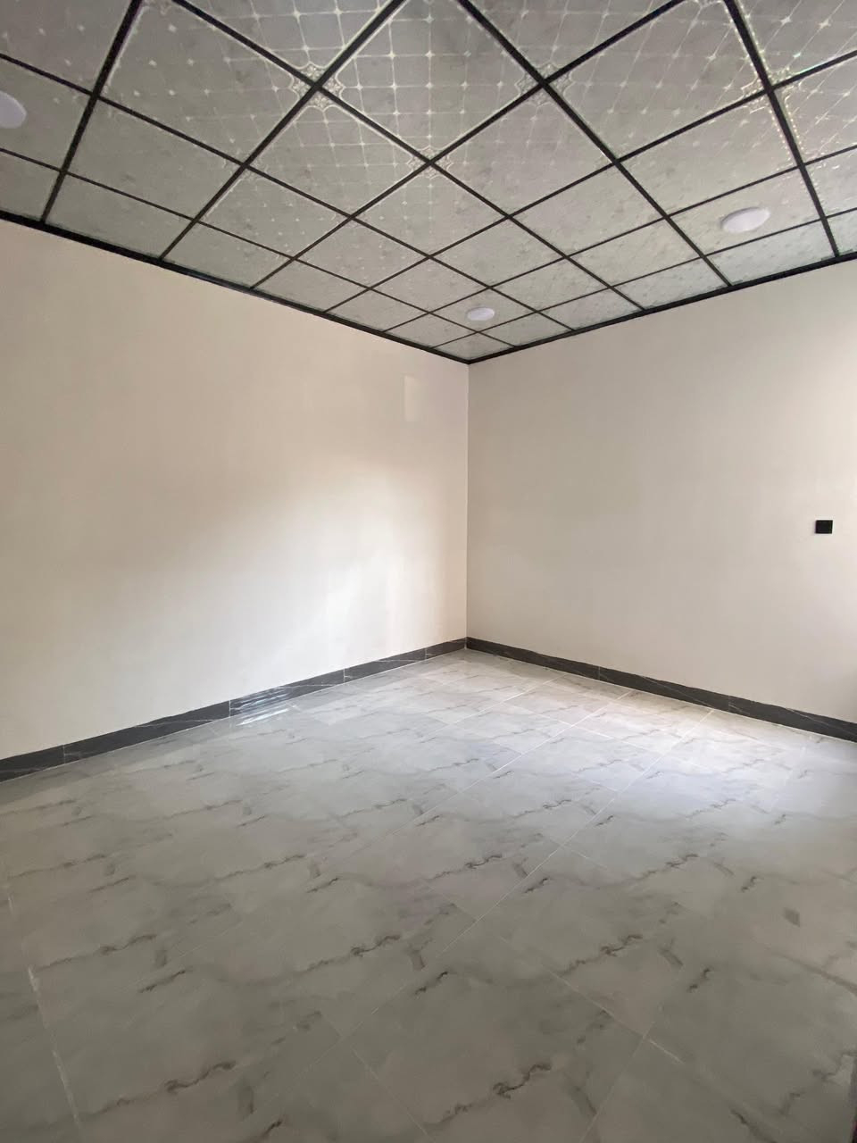 عقارات مهند الطائي 🏛🏛

بيت للبيع في حي الميثاق قرب مدرسة ريان وقيس ماركت  

👈مساحة 100 متر واجهة 5 متر 

سند طابو ملك صرف 

تفاصيل البيت بناء حديث زيرو بناء كلش مرتب

طابق الاول : غرفة نوم وهول ومطبخ واستقبال وصحيات 

طابق الثاني : 3 غرف وصحيات 

السعر 130 مليون

🌖🌖مراجعة #مكتب_مهند_الطائي 🏛
موقع المكتب➿➿في الموصل / حي الوحدة  

التفاصيل الاتصال على الأرقام التالية :_
( *********** )كورك☎️📞
( *********** )اسيا ☎️📞
