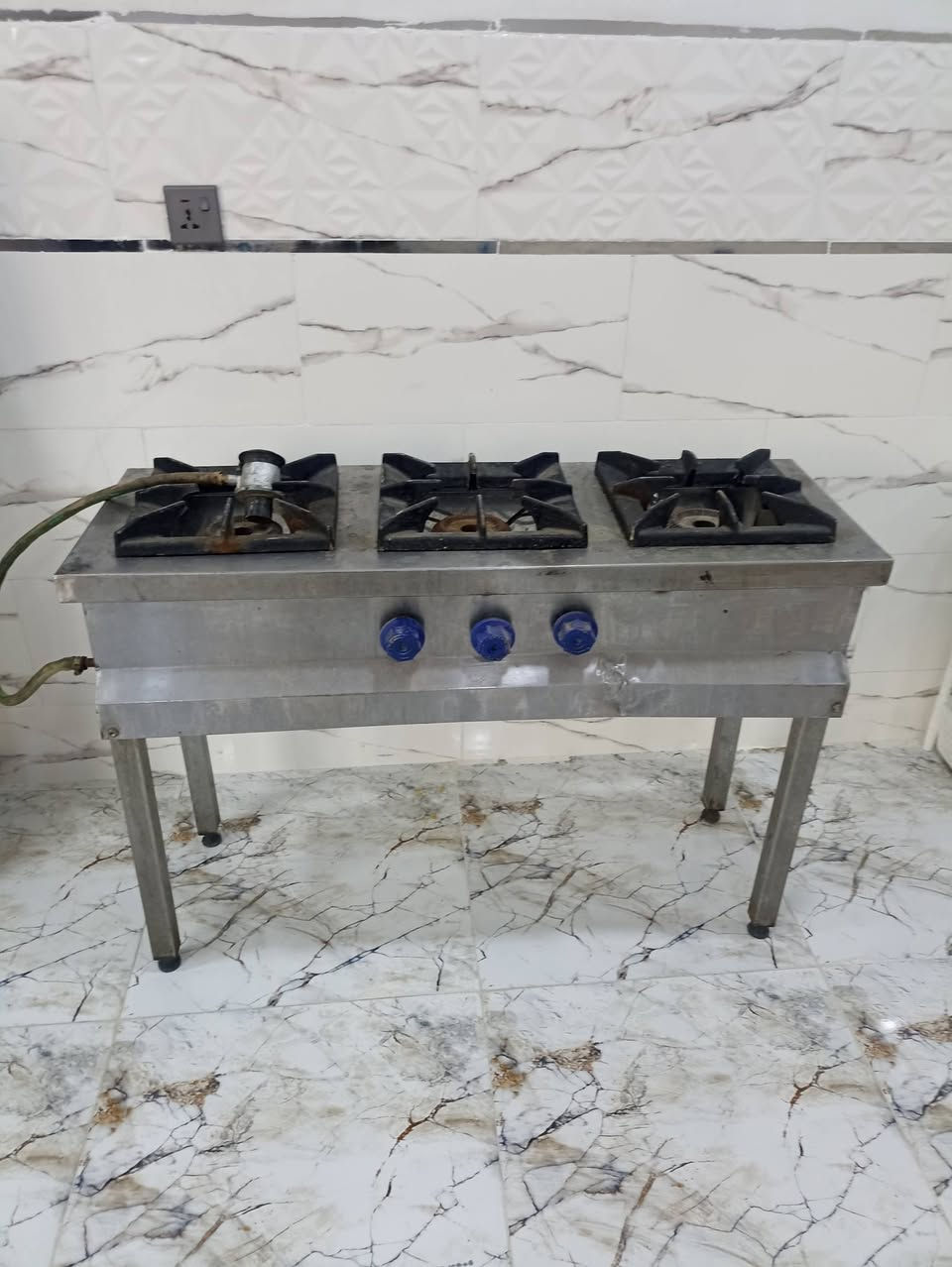 مكينه حجم32استيل و طباخ استيل
السعر300. ***********
