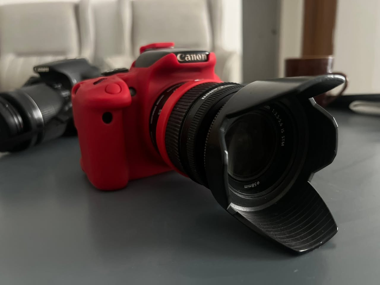 للبيع كامرات 
Canon eos 700d
الكامرات بحاله ممتازه استعمالهن قليل 

ملحقاتهن:
 استاند اصلي نوع st3520
چنطه عدد٢ 
حزام حامل للكامرات 
رامات ٦٤-١٦  
شاحنه بطاريات للكامره


**إذا كنت صاحب هذا الإعلان وتريد حذفه لأي سبب، رجاءا أرسل رسالة إلى الدعم الفني**