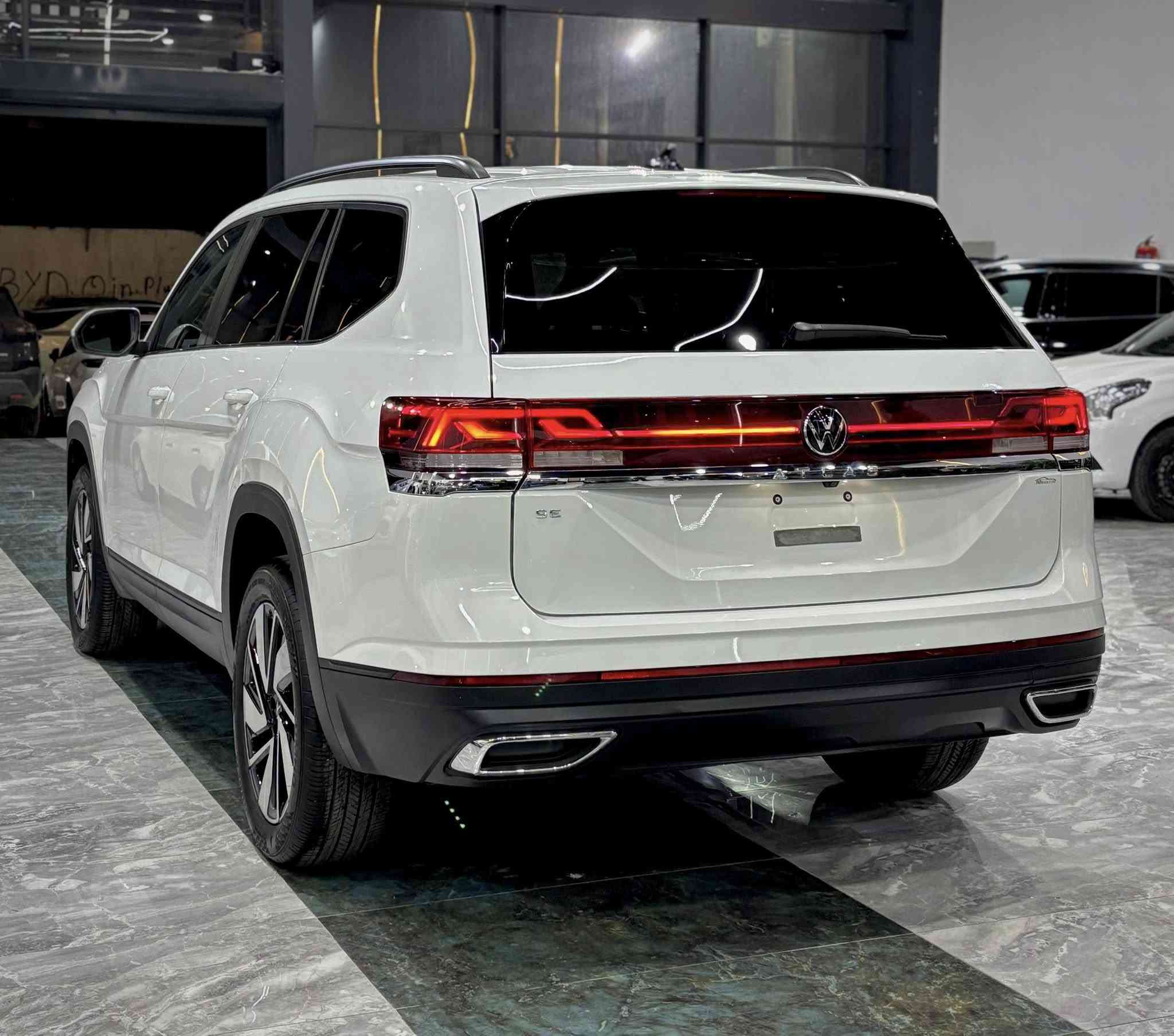 فولگس واگن اطلس  موصفات  Se سياره  قطع  ١  صبغ   بدون  داوخل   7  راكب
موديل  2024 

ماشي  12000mi 

عنوان  اربيل  

سعر  $275  
محرك 4 سلندر 
***********
