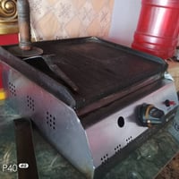 شويه همبركر+صاجيه حجم صغير البيع والشراء يجي على الخاص او رقم الهاتف 0...