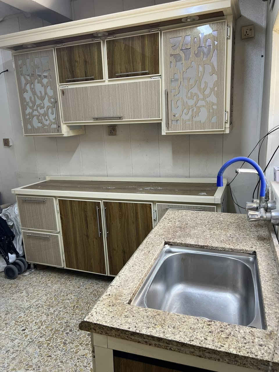 كاونتر للبيع نضيف وتكمة درجة اولى سنك مرمر طبيعي وحوض سل ستيل اصلي
السنك متر 
والكاونتر مترين
مابي اي كسر ولا زنجار ولا اي ضرر كلش نضيف
مكاني بغداد الامين الثانية

للاستفسار

***********
