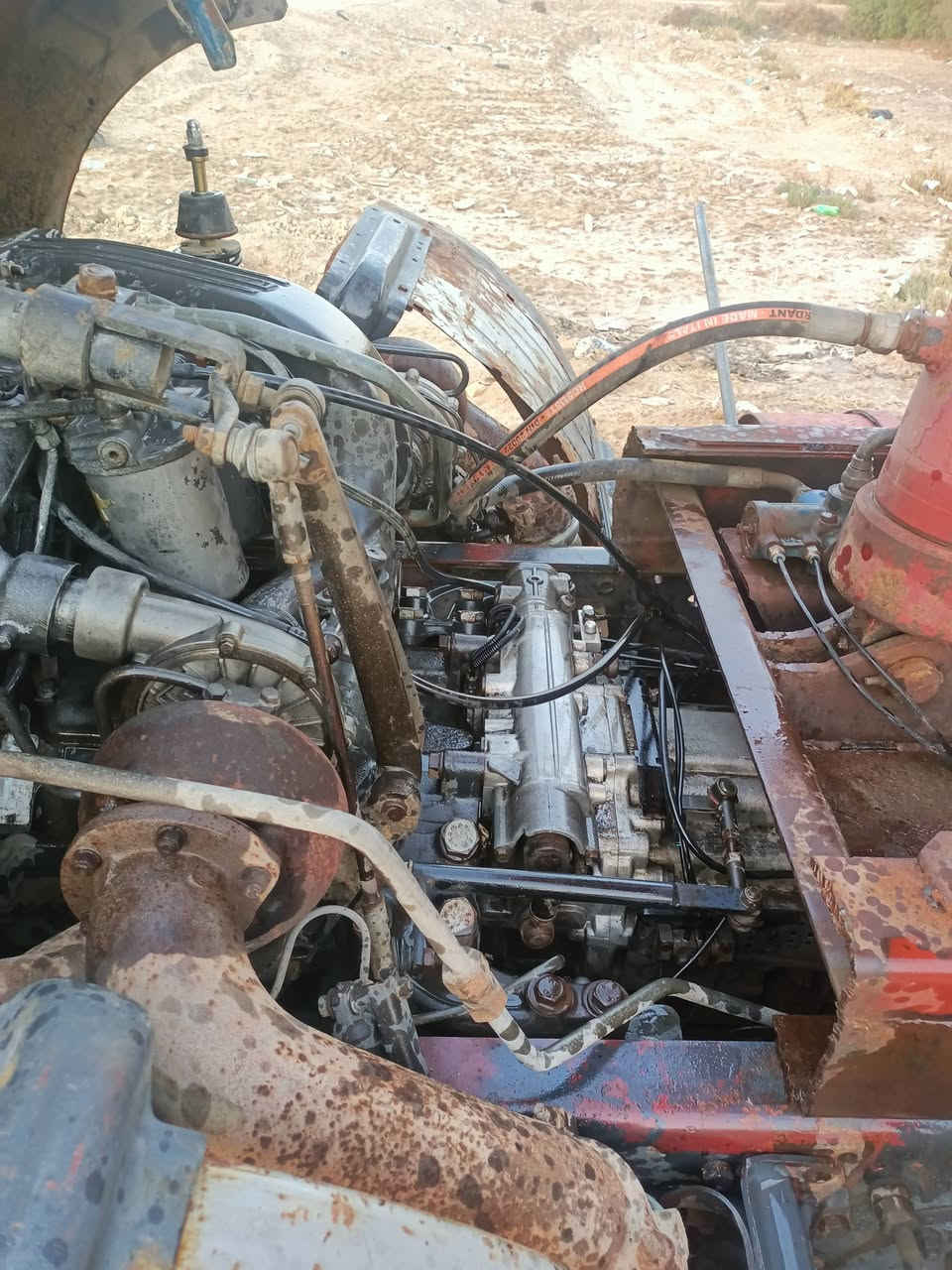 سلام عليكم البي 75 محدثة قمارة ثمانينات محرك 44 كير فافون 180 اكسن قيطان السياره راس بالسنوية جاهزة للعمل السعر 180 رحم الله والديك اقرة التفاصيل واتصل ***********
