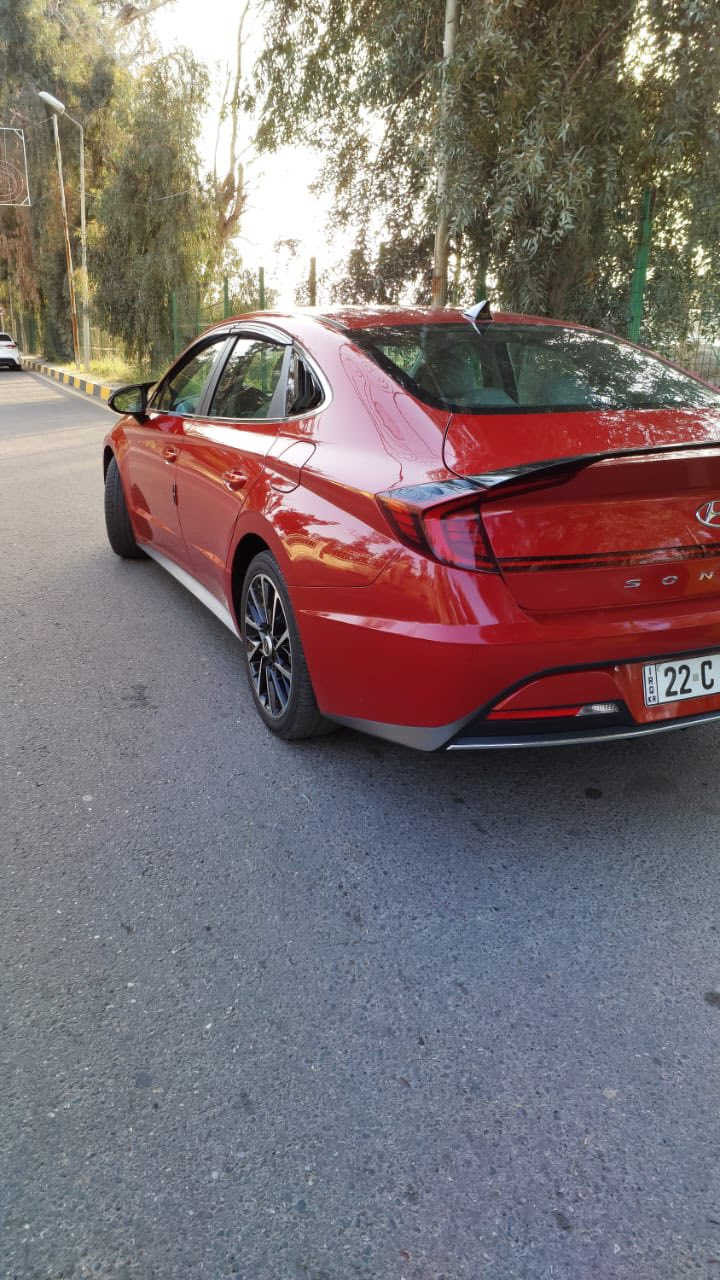 سوناتا موديل2021
رقم اربيل الدولي 
 بدون دواخل ارباكات سليمه 
مواصفات  SE
ماشيه 53 ميل 
2500 المكينه المرغوب تتفس  طبيعي
شاشة مع كامرا خلفيه دواره 
كيرها  دكم 
فول تحكم استيرن جهتين 
رادار امامي
تحديد مسار قياده آليه 
مانع تصادم ومانع انزلاق
شاشة اعطال 
سايد بريك دكمة يجي بالدشبول
لد امامي نهاري
لايت زينون بلادي
انضمة قياده 4 
حجر البيئه بلادي مالتها شرط الفحص
شواصي لغود امامي خلفي كفالة عامة
شرط ع الفحص 
السعر 158وبيها مجال 
المكان موصل 
الاتصال
***********
