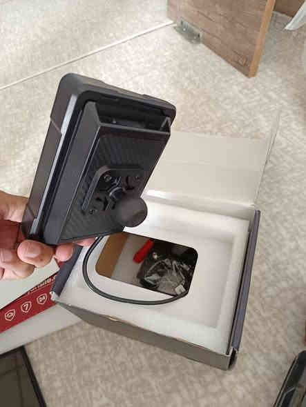 سلام عليكم 
من رخصت الدمن 
شاشه كار بلي جوكر ترهم على كل الدراجات غير مستغدمه ضد الماء
جنط زوج مال بيم اصلي وكاله  Gs.  وتكدر ترهمهن على ايدراجه غير مستغدم  ***********واخادم للطيبين
