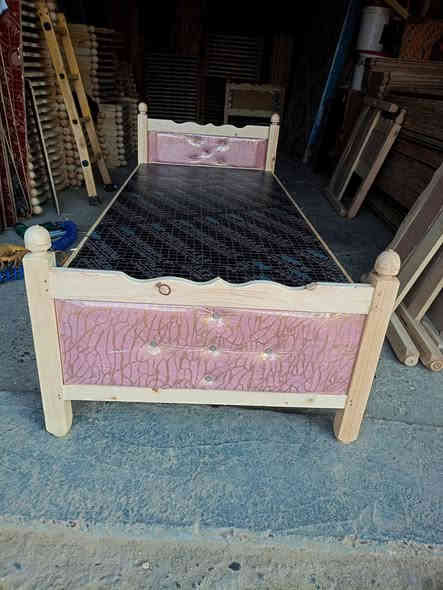 السلام عليكم جرابي ام نفر شغل درجة أولى العنوان تربيه مقابل تربيه سعر 45 توصيل مجاني ***********
