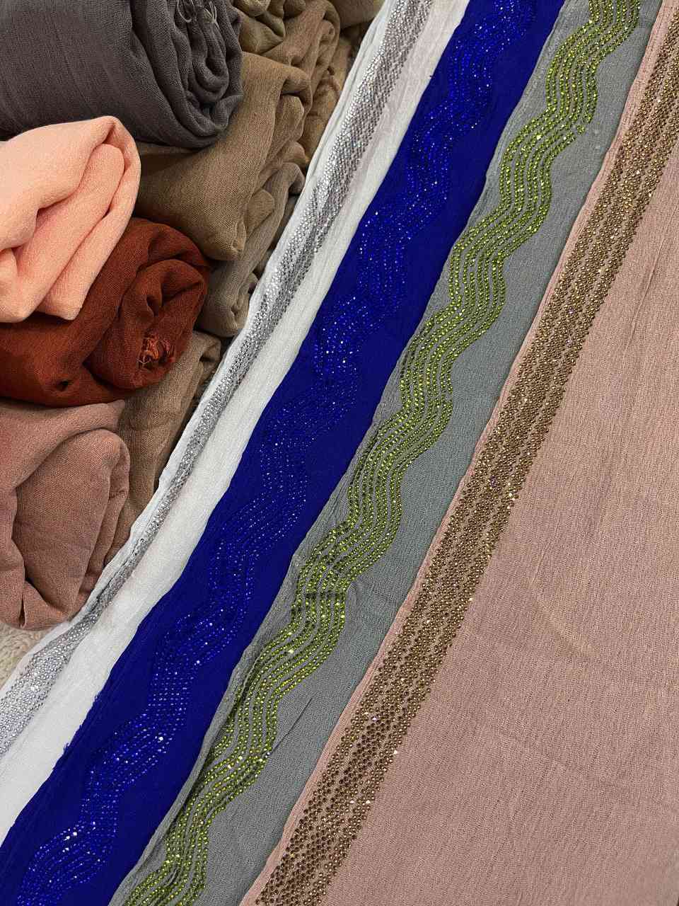 شالات رمضانيه تناسب المخاوير والبشتات كله كرستال اصلي إماراتي
القطعه ب٥
٣ ب١٠
توصيل بغداد والمحافظات ٥٠٠٠


**إذا كنت صاحب هذا الإعلان وتريد حذفه لأي سبب، رجاءا أرسل رسالة إلى الدعم الفني**