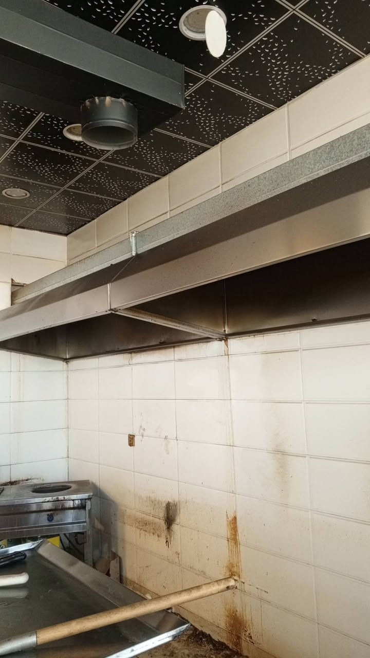 اخوان هذا الحديد للبيع تواصل
***********
