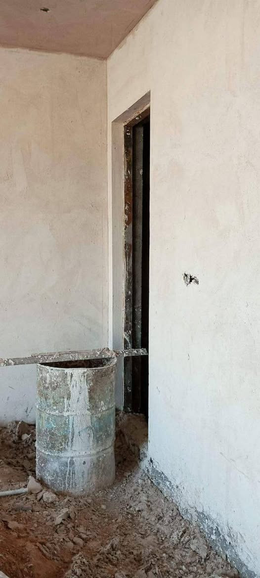 فضل الذكر بسم الله ا لرحمن الرحيم على بركة الله تعالى أجزاء من عملنه لباخ درجه اولى أسمنت جص بورك أسمنت ناعم او خشن متفرغ حالين يكون عملنه ان شاءلله عل المتر او بليوميه يحب يتصل عل هاذا الرقم *********** او مراسله على وتساب اني بل خدمه🤍 اخوكم أبو فضل عباس
