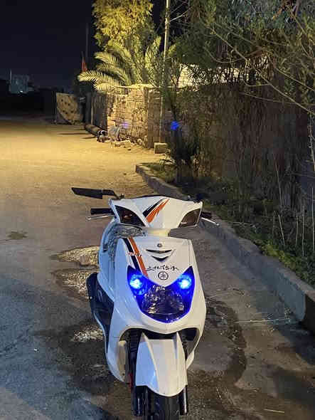 سكنس فحل نوزل دراجه جاهزه برغي مانقصها لايت ناصي زنون عالي زنون بوشه 59 ونص السعر 950 قفل مكان البصره الهوير ***********
