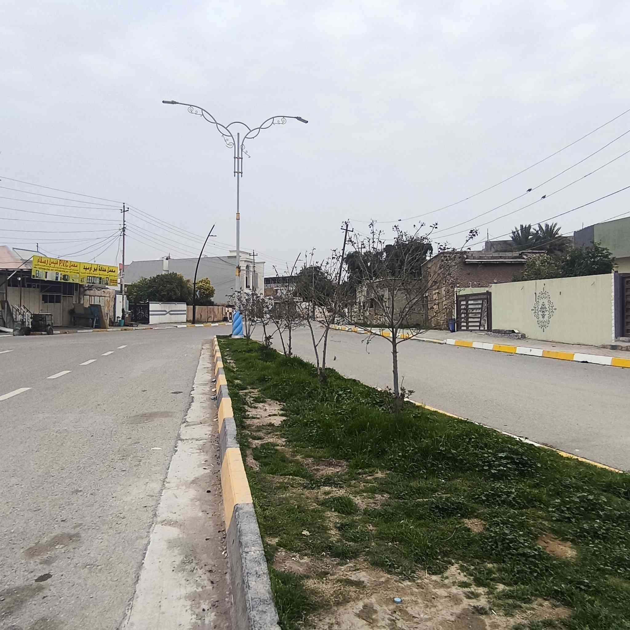 اعلان رقم (803)
قطعة ارض طابو للبيع 
مساحة/150م واجه 9.5م
العنوان زراعة مقابل دائرة ماء 
السعر/82 مليون 
------------------------
للاستفسار اكثر مراجعة مكتب محمد الواقع في فلكة راس فرع جامع الامام علي او اتصال بالارقام التالي 
***********
***********
نستقبل كافة عروضاتكم سكنية وتجارية في كافة المناطق طوز و كركوك...
