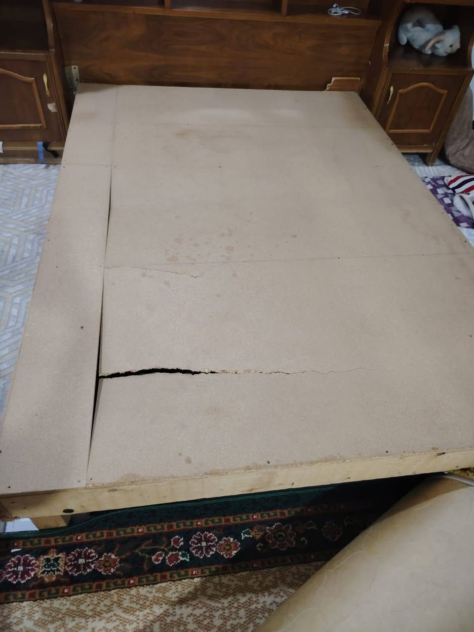 غرفه بدون كنتور للبيع الجربايه يرادلها ترتيب ميسان حي المعلمين الجديد ***********
