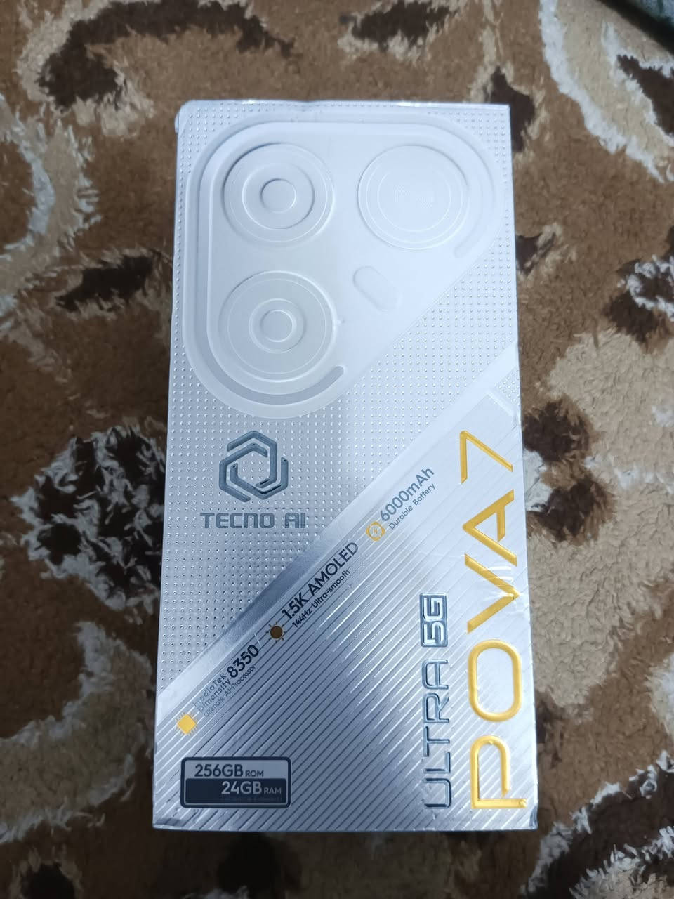 السلام عليكم
تيكنو بوڤا 7 الترا Tecno pova 7 ultra
المعالج: Dimensity 8350 (أداء قوي جداً للألعاب 5G).
الشاشة: AMOLED ممتازة بتردد 144Hz (سلسة جداً).
البطارية: ضخمة 6000 ملي أمبير.
الشحن: سريع 70 واط (سلكي) + 30 واط (لاسلكي).
الذاكرة: 256 جيجا تخزين + 12 جيجا رام.
الكاميرا: خلفية أساسية 108 ميجابكسل.
الميزة الأبرز:  بظهر مضيء (LED) ومقاوم للماء (IP64).
السعر 360 وبي مجال 
*********** واتساب 
*********** واتساب
