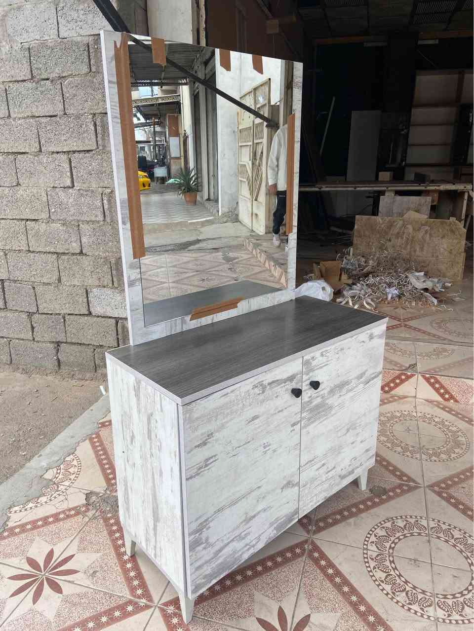 ‏ميز تواليت مستعمل نظيف للبيع اخو جديد سعرها 65الف￼
‏للاستفسار*********** كركوك, العراق
