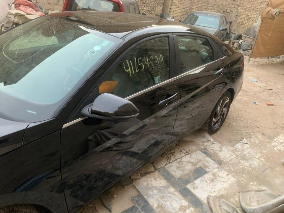 السلام عليكم
هونداي النترا موديل 2024 مكينه 1600 هايبرد ماشيه 11الف حادثها فقط باب مبدل اصلي تفصيخ نفس اللون وجاملغ راجع بارد سياره كلها بدون قطره صبغ السياره فول مواصفات كشنات جلد تدفئه وتبريد كشنات كشن السايق خزن ميموري فتحه سقف بصمه تشغيل عن بعد وبعد هواي مواصفات رقم بغداد باسمي السياره سنويه وهزه جديده مكاني بغداد /بغداد الجديده
للاتصال ***********
السعر 170 ورقه وبيها مجال
