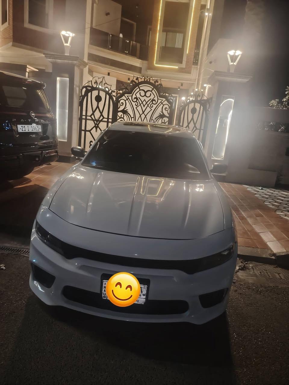 جارجر 2018 بيضه بلاك توب شاشه كبيره فتحه ويل 20 تحكم ريمونت تدفئه كشنات تبريد ثلج مبدل فريز كامل قبل سنه و تبديل صدر  باتري جديد كشنات مخمل بجم محدث  حادث خلع تاير معدل الجاملغ الأيسر نفسه بسبب حادث أمريكا وباب السايق بيه دعجه بسيطه
وجاملغ اليمين بيه صبغ اثر حادث بسيط سياره مكفوله من البجم والشاصي واللغد بدون ايرباك السعر 31.000.000 مليون دينار مجال بسيط


**إذا كنت صاحب هذا الإعلان وتريد حذفه لأي سبب، رجاءا أرسل رسالة إلى الدعم الفني**