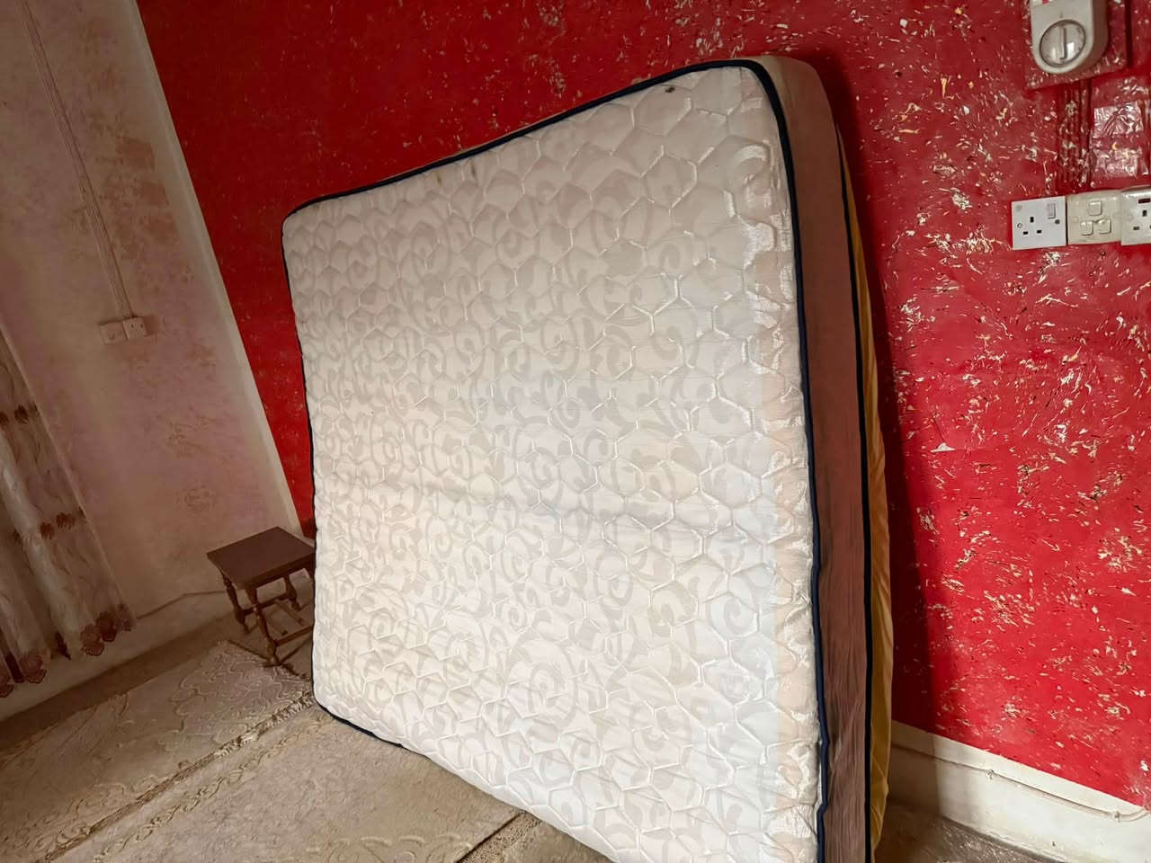 سلام عليكم غراض للبيع حاليا متواجد


**إذا كنت صاحب هذا الإعلان وتريد حذفه لأي سبب، رجاءا أرسل رسالة إلى الدعم الفني**